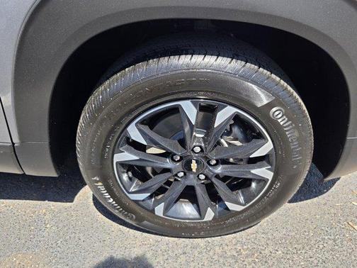 Sterling Gray Metallic 2023 Chevrolet Trailblazer LT