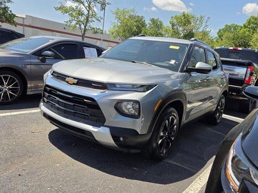 Sterling Gray Metallic 2023 Chevrolet Trailblazer LT