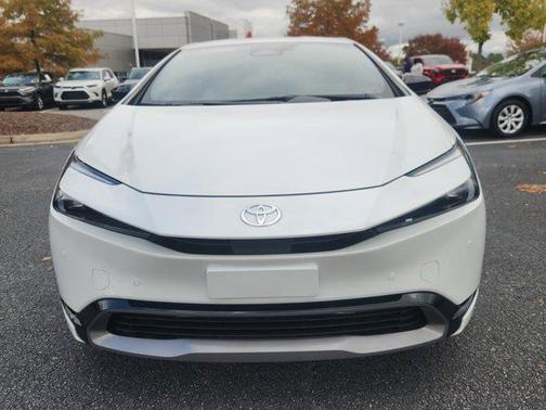 2024 Toyota Prius XLE