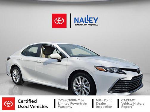 2022 Toyota Camry LE