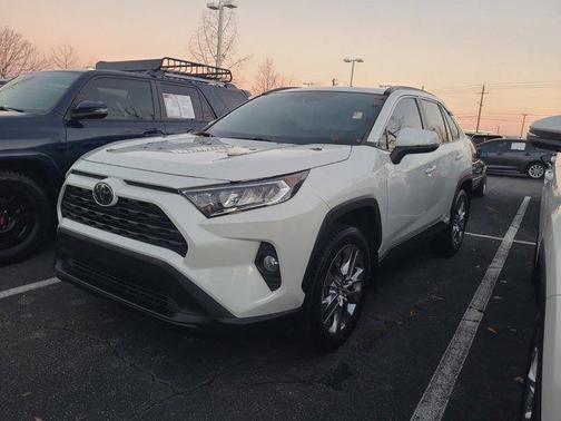 2021 Toyota RAV4 XLE Premium
