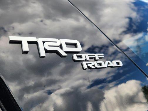 2024 Toyota 4Runner TRD Off Road