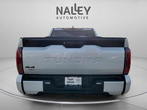 2022 Toyota Tundra Hybrid Platinum