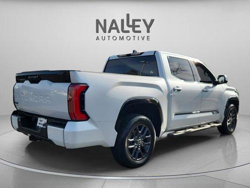 2022 Toyota Tundra Hybrid Platinum