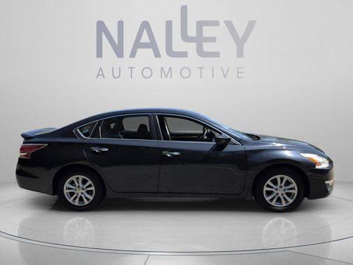 Storm 2015 Nissan Altima 2.5 S