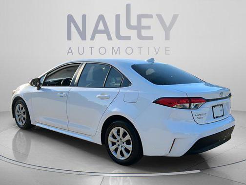 Ice Cap 2025 Toyota Corolla LE