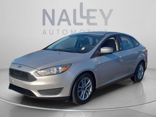 Ingot Silver 2018 Ford Focus SE