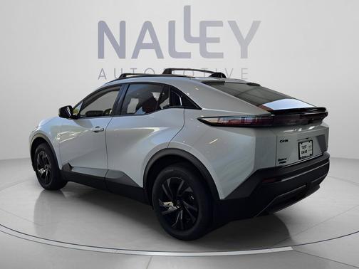 Wind Chill Pearl 2026 Toyota C-HR SE
