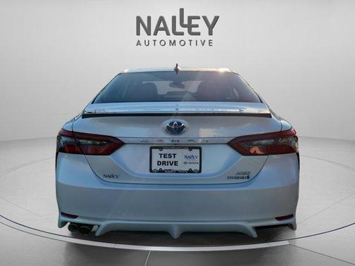 2024 Toyota Camry Hybrid SE