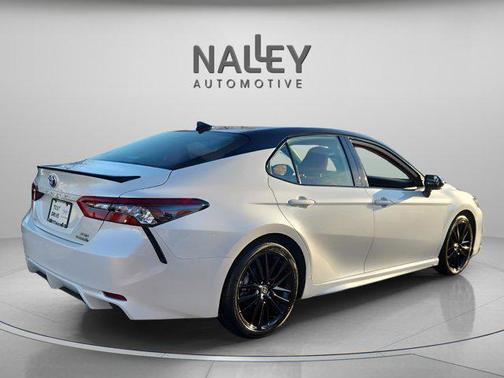 2024 Toyota Camry Hybrid SE