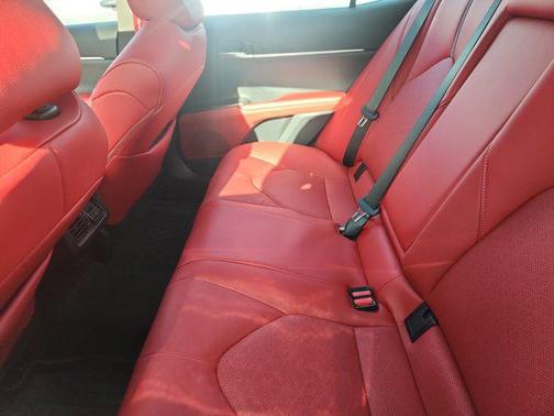 2024 Toyota Camry Hybrid SE