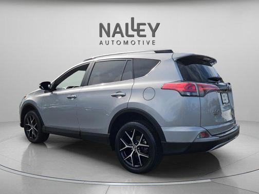 2017 Toyota RAV4 SE