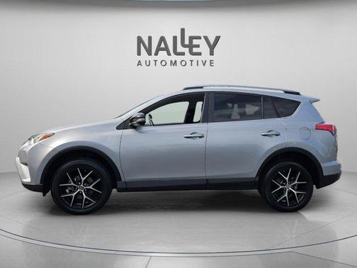 2017 Toyota RAV4 SE
