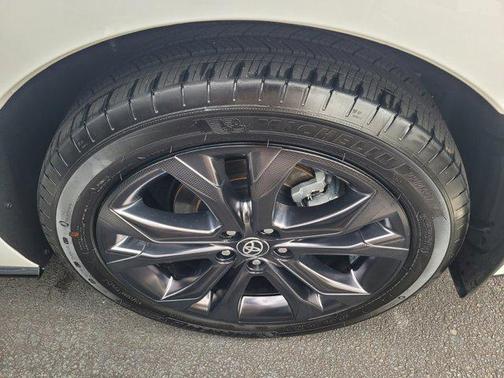 2025 Toyota Sienna XSE 7 Passenger