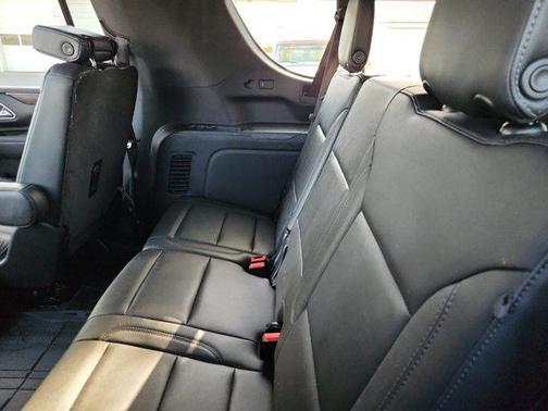 2021 Chevrolet Suburban 4WD Z71