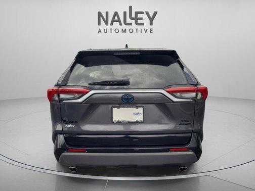 2020 Toyota RAV4 Hybrid SE