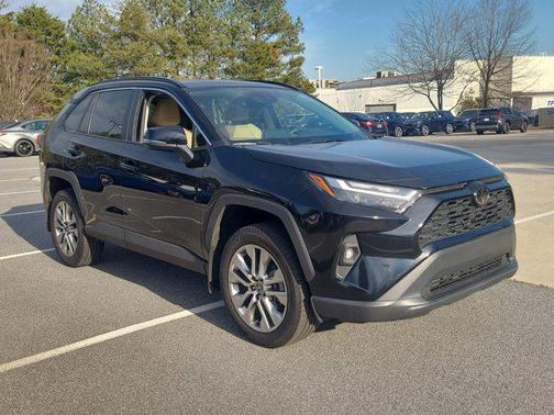 2024 Toyota RAV4 XLE Premium