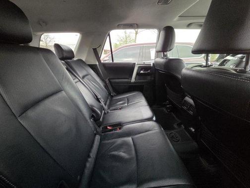 Classic Silver Metallic 2020 Toyota 4Runner SR5