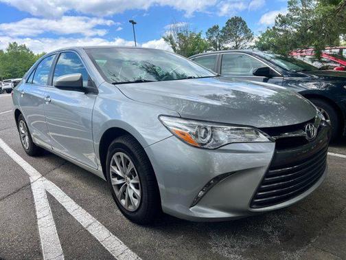 2017 Toyota Camry XLE