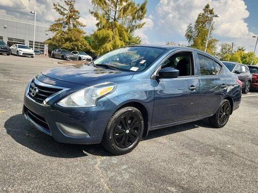 2017 Nissan Versa 1.6 S+