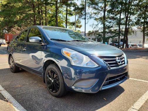 2017 Nissan Versa 1.6 S+