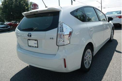 2012 Toyota Prius v Two