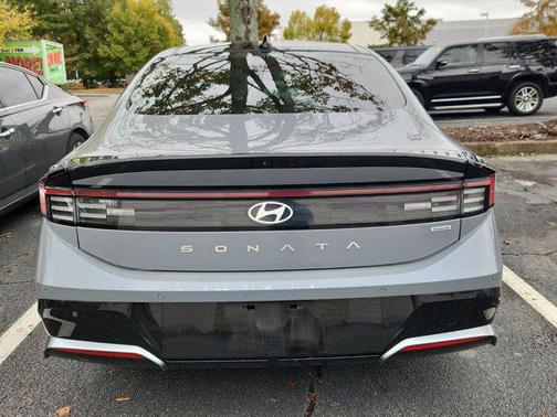 2024 Hyundai SONATA Hybrid Limited