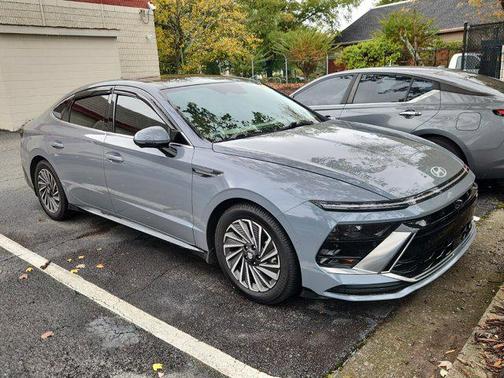 2024 Hyundai SONATA Hybrid Limited