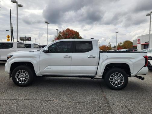 2024 Toyota Tacoma TRD Off Road