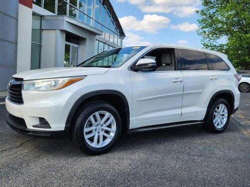 2015 Toyota Highlander LE