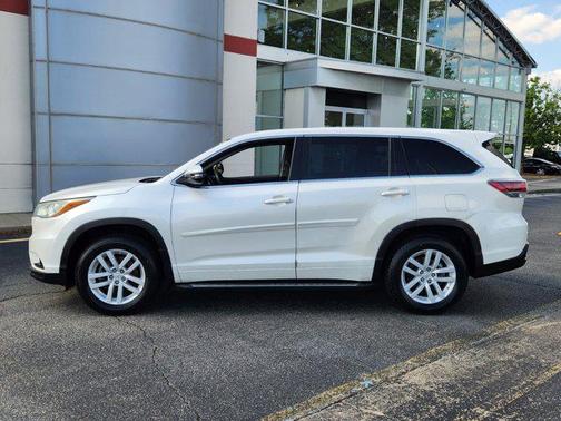 2015 Toyota Highlander LE