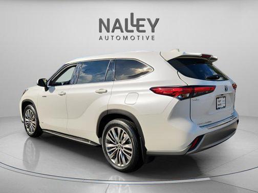 2020 Toyota Highlander Hybrid Platinum