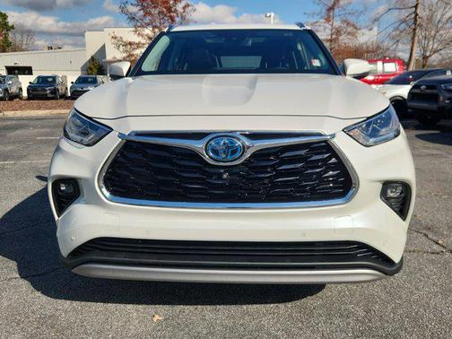 2020 Toyota Highlander Hybrid Platinum