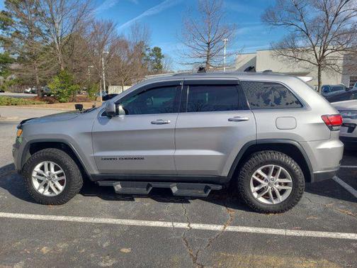2018 Jeep Grand Cherokee Laredo E