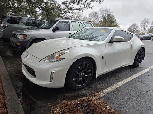 2017 Nissan 370Z Touring