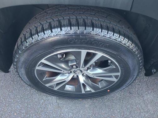 2018 Toyota Highlander LE I4