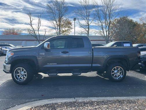 2015 Toyota Tundra SR5