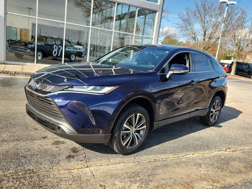 2023 Toyota Venza LE