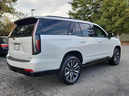 2022 Cadillac Escalade Sport