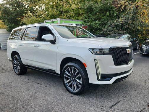 2022 Cadillac Escalade Sport