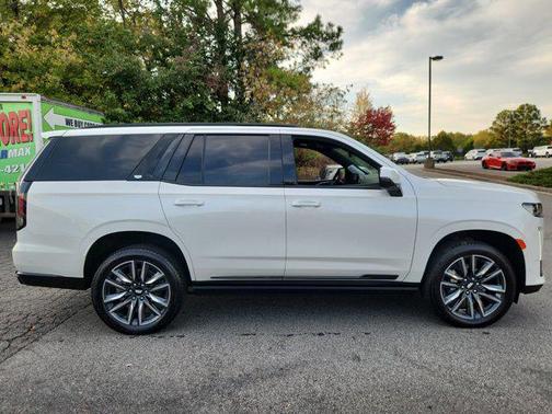2022 Cadillac Escalade Sport
