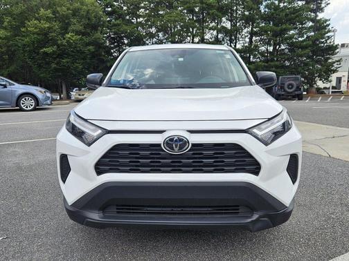 Ice Cap 2023 Toyota RAV4 LE
