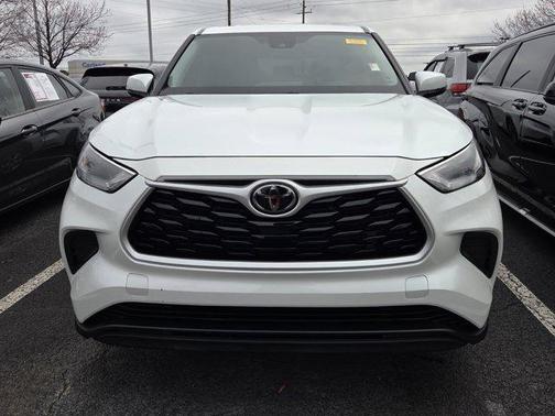 2022 Toyota Highlander L