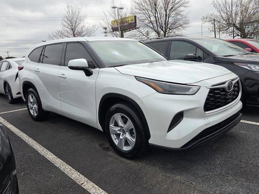2022 Toyota Highlander L