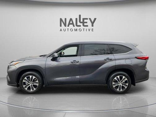 2021 Toyota Highlander Hybrid XLE
