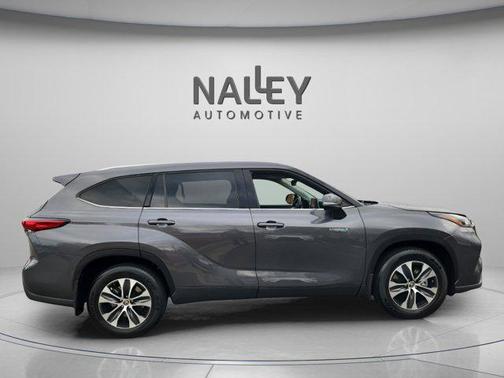 2021 Toyota Highlander Hybrid XLE
