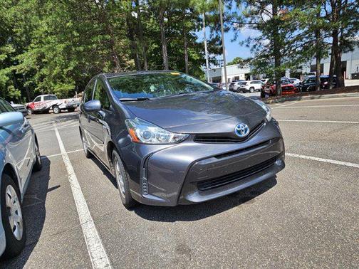 2017 Toyota Prius v Two