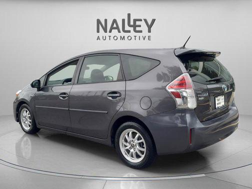 2017 Toyota Prius v Two