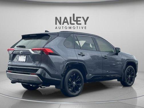 2025 Toyota RAV4 Hybrid SE