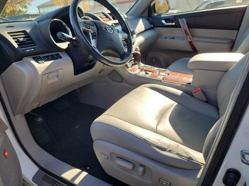 2012 Toyota Highlander Limited